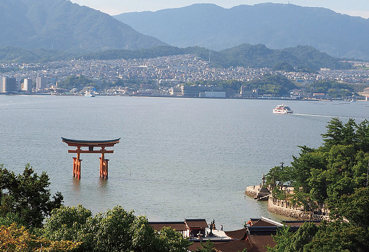 厳島神社